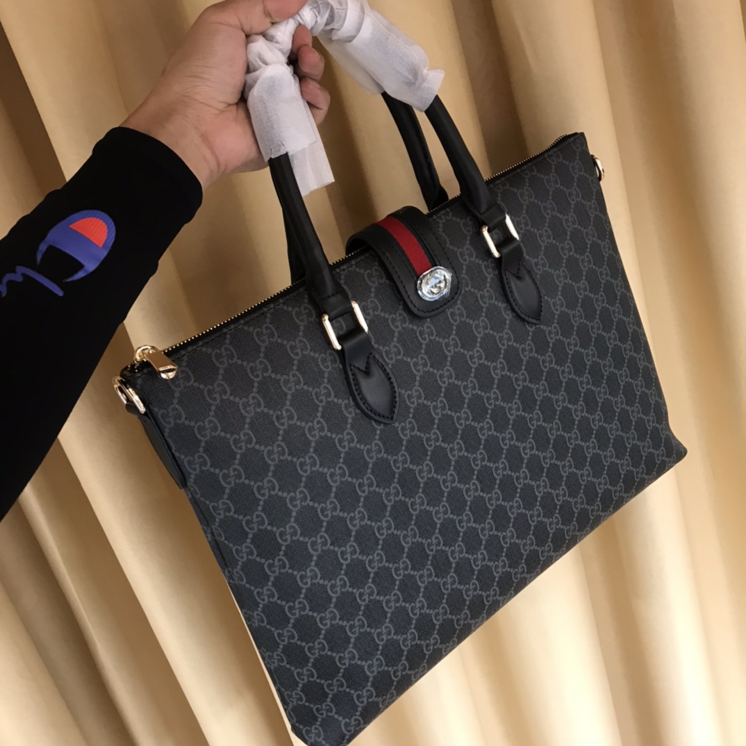 Gucci 原廠小牛皮公事包