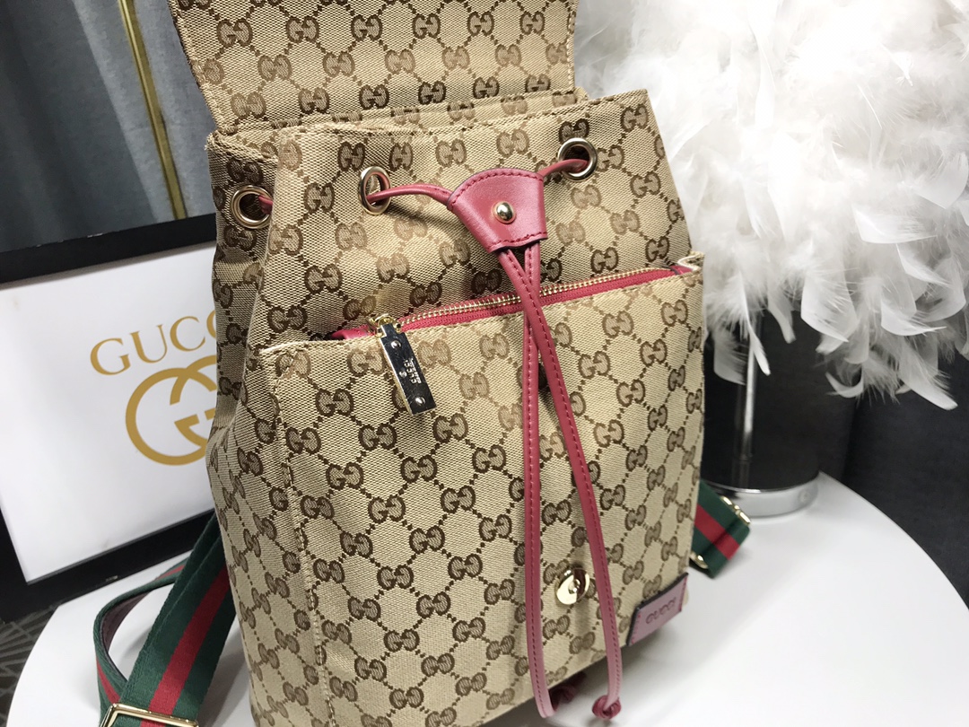 Gucci 專櫃限量後背包