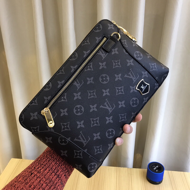 Louis Vuitton 率性帶鎖真皮暗色手拿包