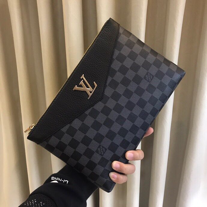 Louis Vuitton 簡約信封暗色格紋男士手拿包