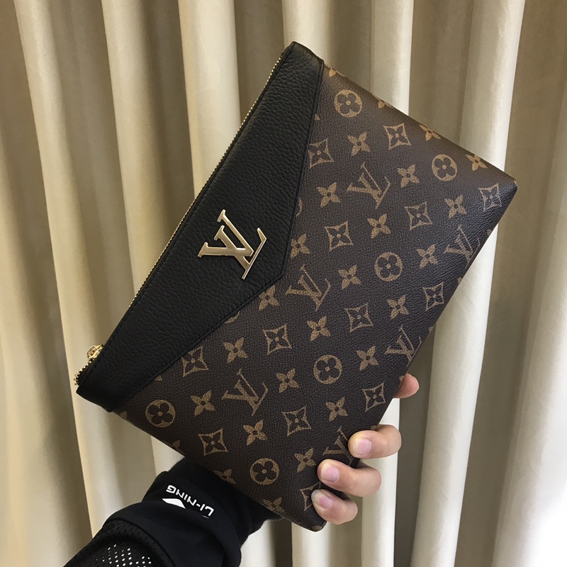 Louis Vuitton 簡約信封男士手拿包