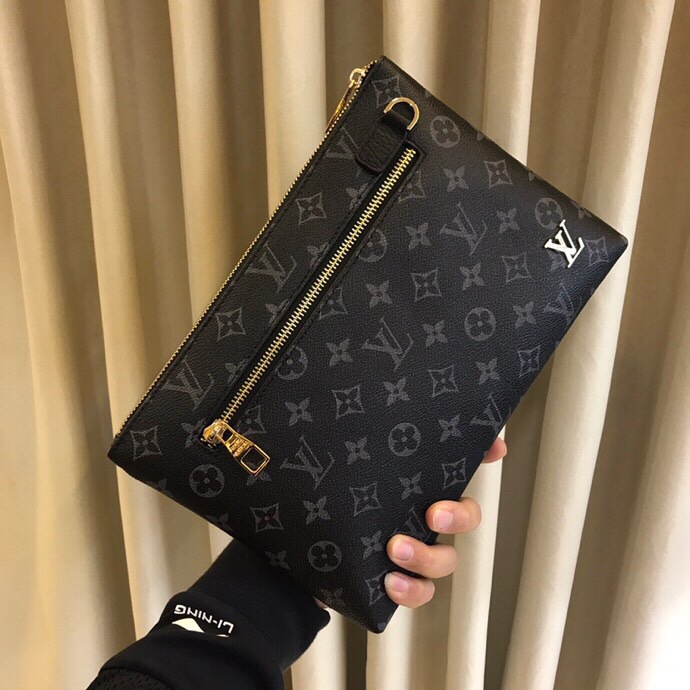 Louis Vuitton 簡約信封暗色男士手拿包