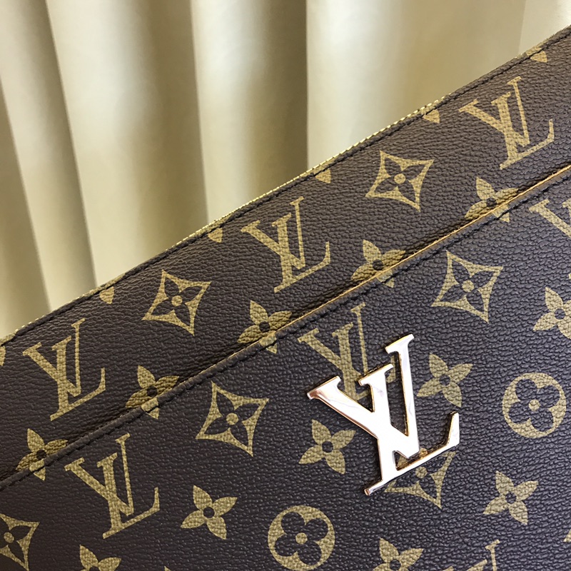 Louis Vuitton 熱銷基本款男士手拿包