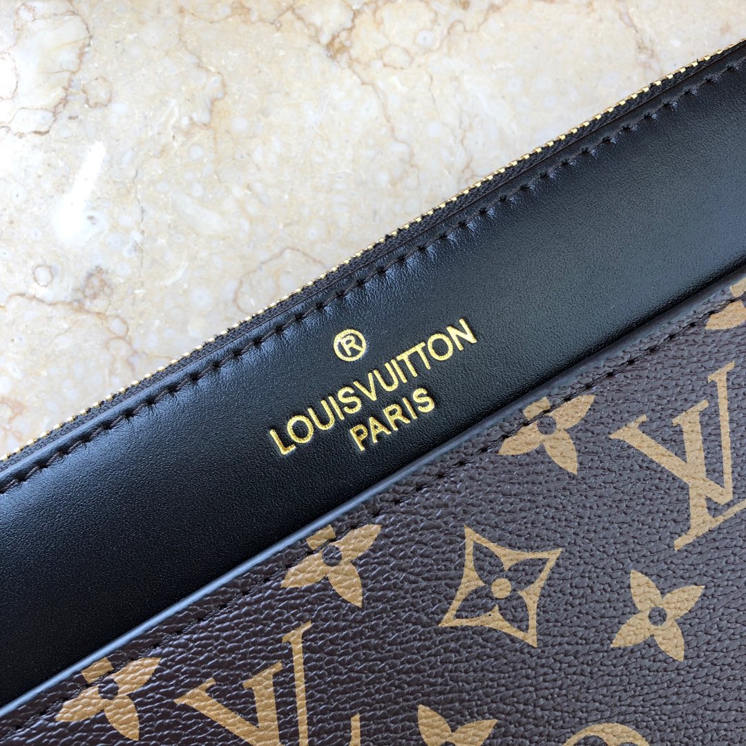 Louis Vuitton 經典老花優雅手拿包