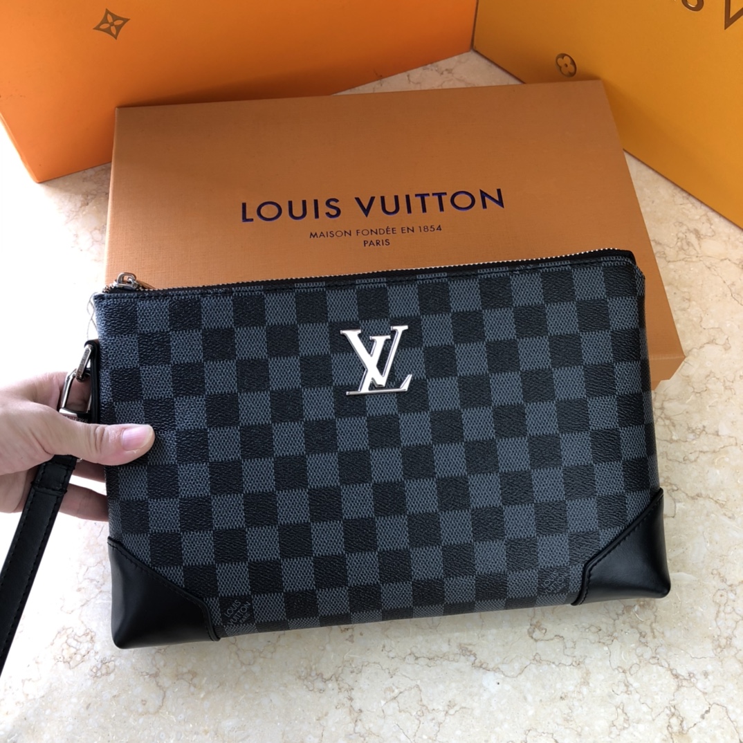 Louis Vuitton 斷貨王專櫃同步暗色棋盤格手拿包