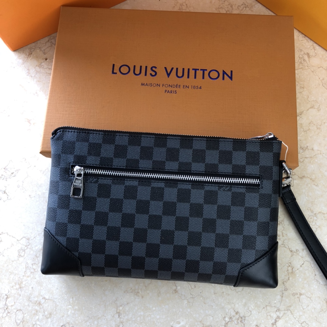 Louis Vuitton 斷貨王專櫃同步暗色棋盤格手拿包