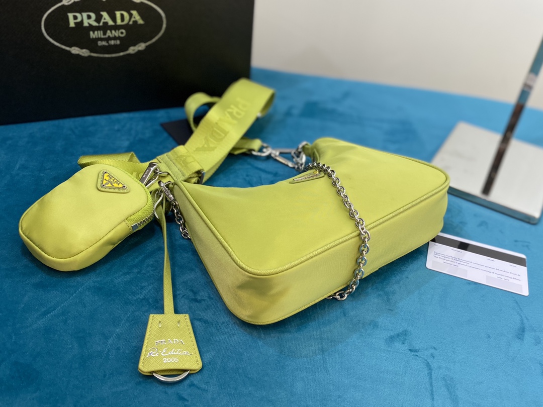 Prada 爆款3in1尼龍手提斜挎包