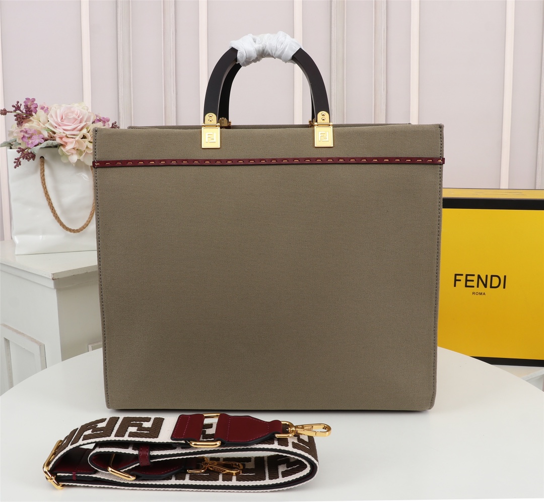 Fendi 頂級料件萬用購物袋