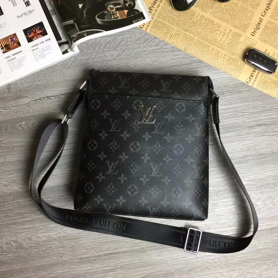 LV 必備百搭單品老花斜挎包