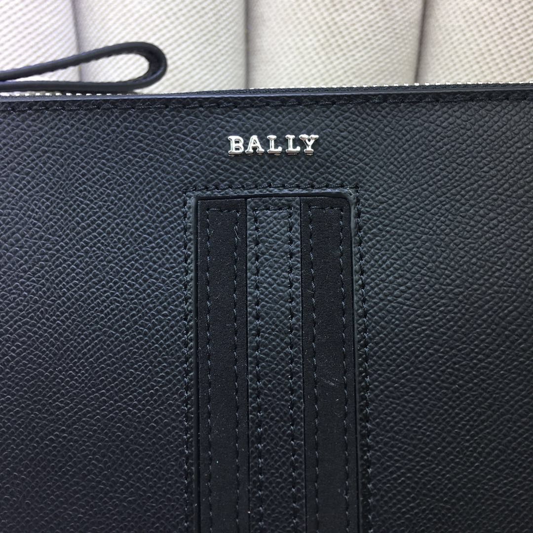 bally 低調奢華手拿包