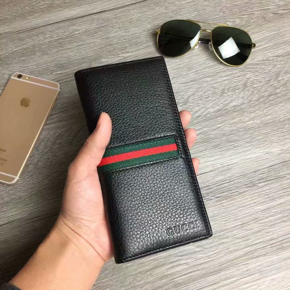 Gucci 經典色帶長夾