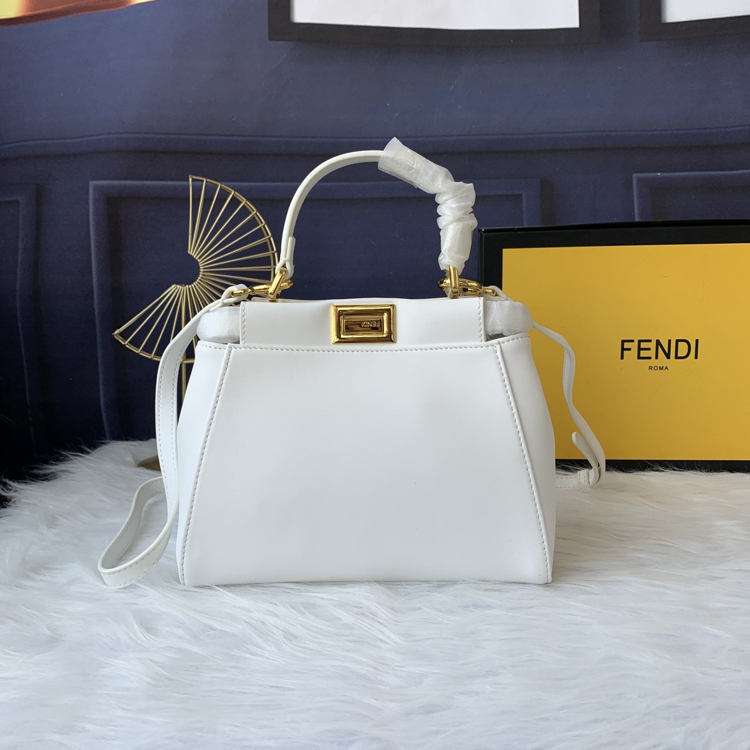 Fendi 超夯迷人小貓包