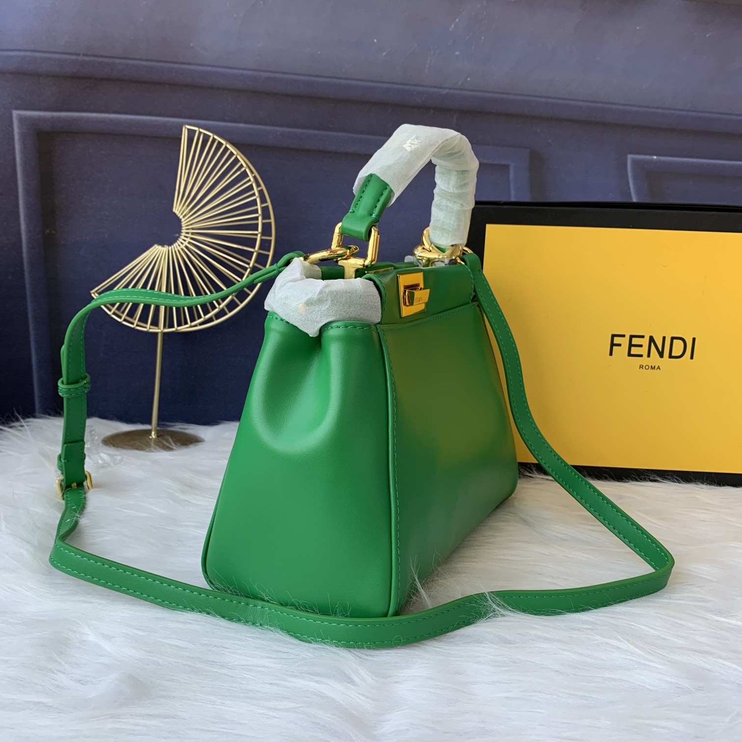 Fendi 超夯迷人小貓包