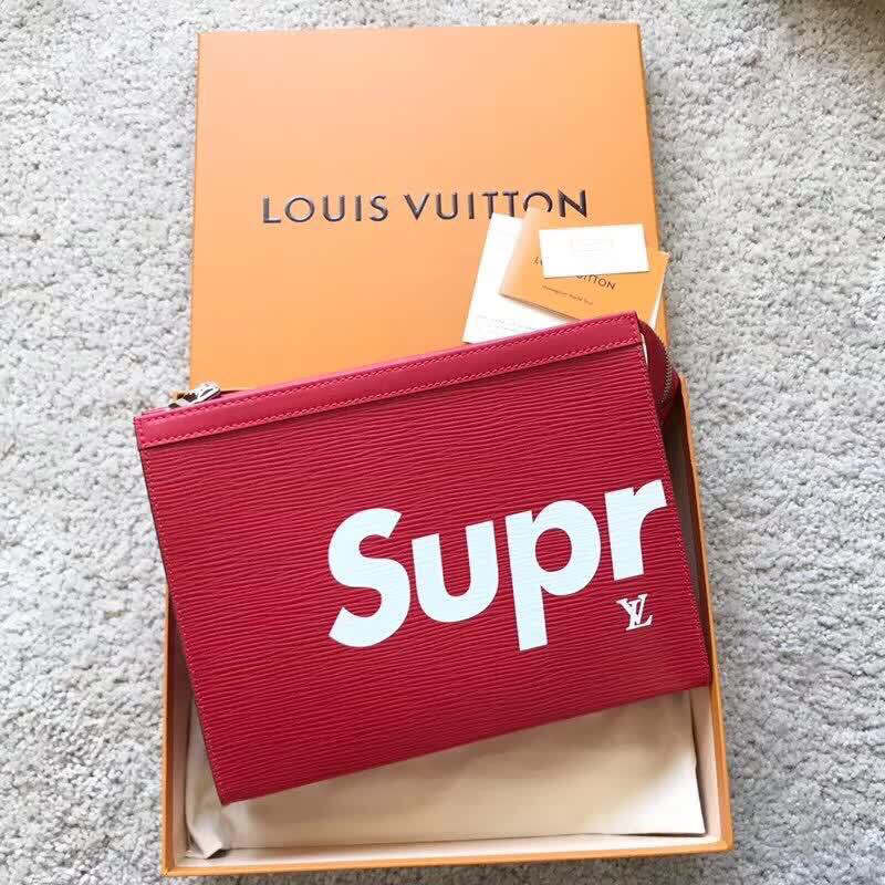 Lv X Supreme 聯名款 手拿包