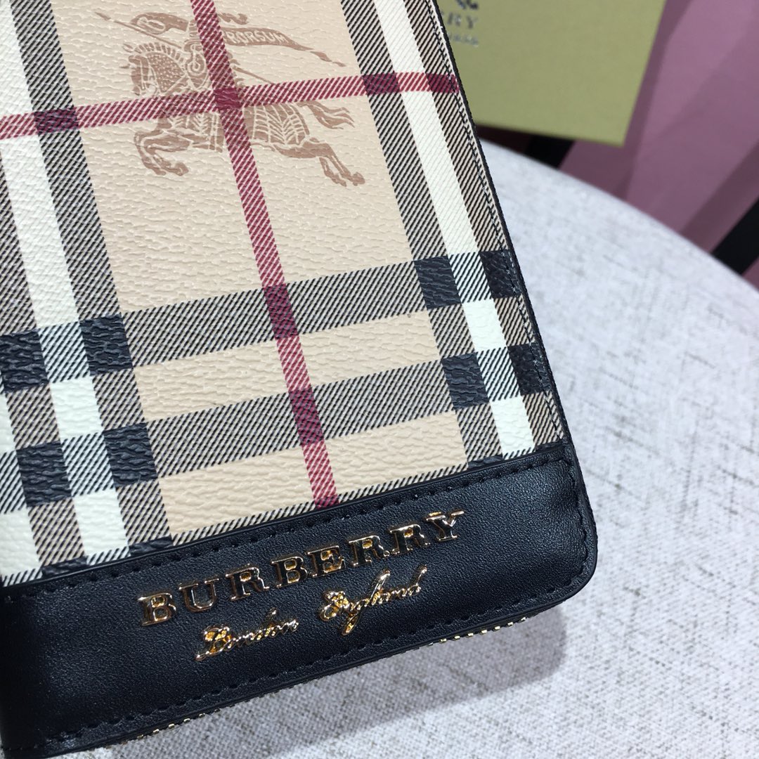 Burberry 經典格紋長夾