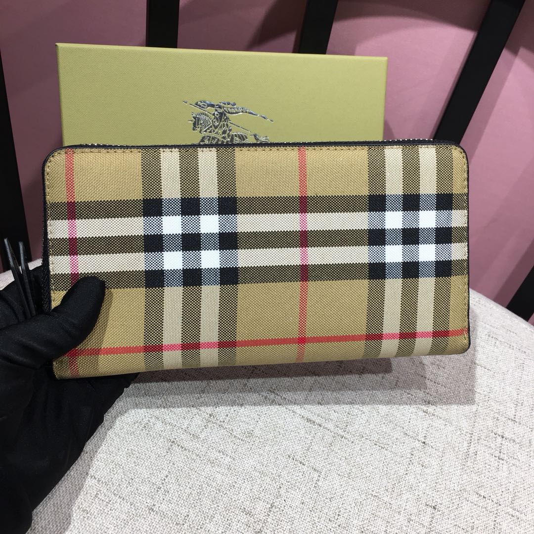 Burberry 經典格紋長夾