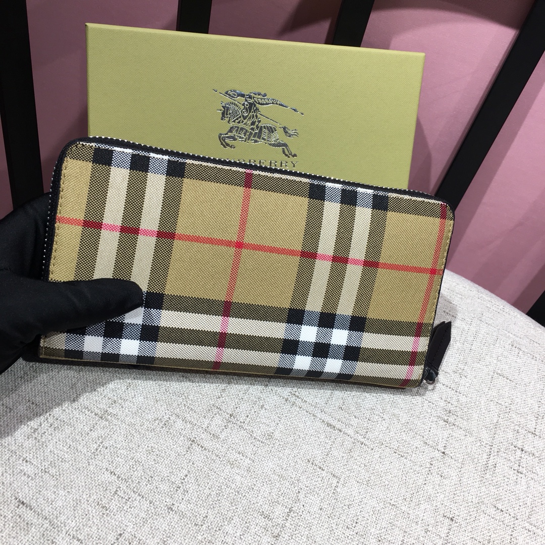 Burberry 經典格紋長夾