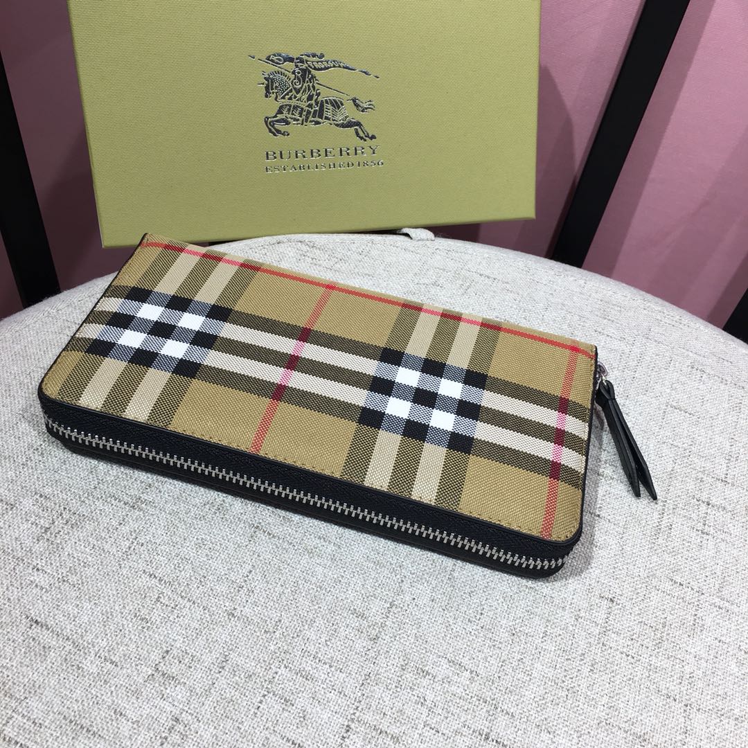 Burberry 經典格紋長夾