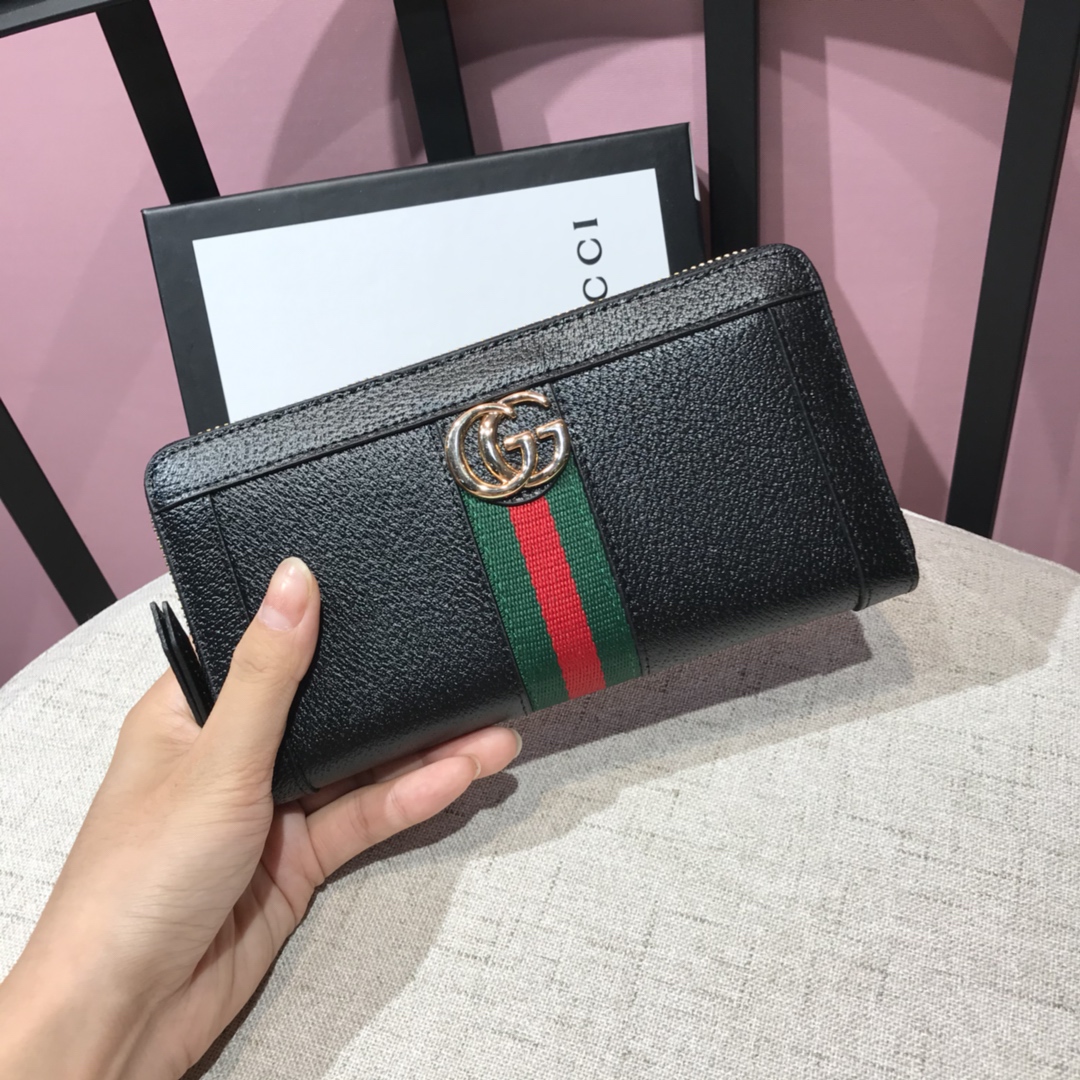 Gucci 簡約單拉鍊長夾