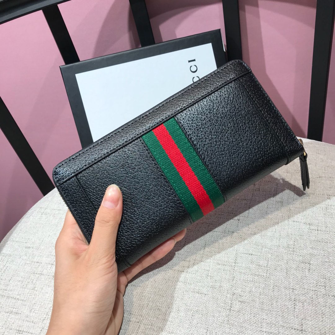 Gucci 簡約單拉鍊長夾