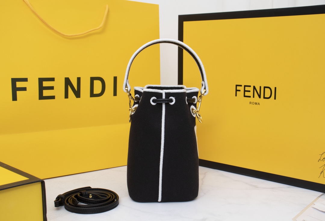 Fendi 糖果色刺繡水桶包