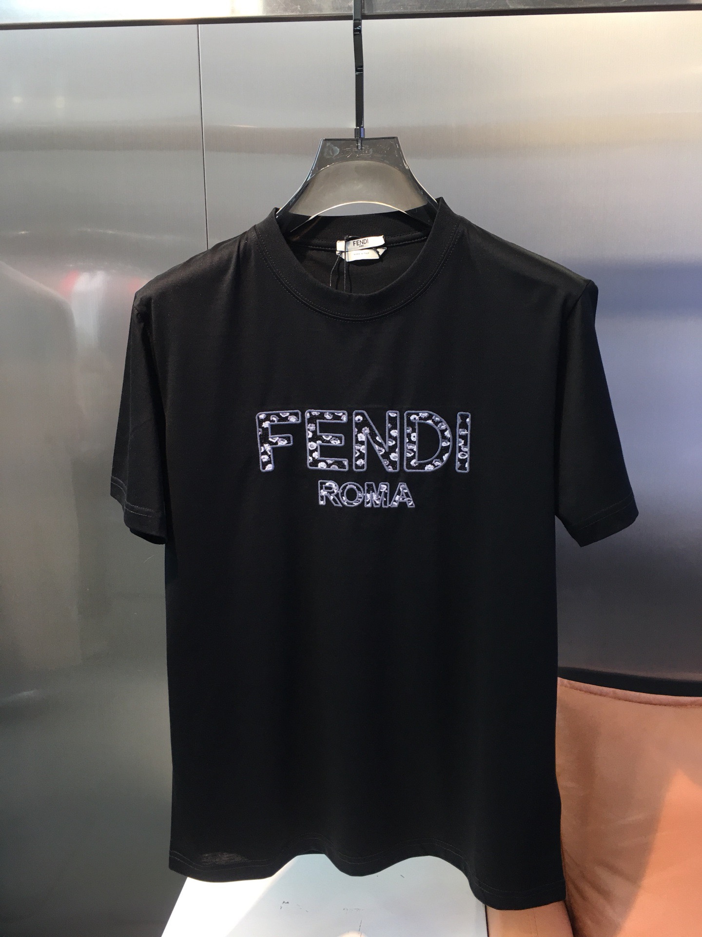 FENDI 經典LOGO印花圓領短TEE