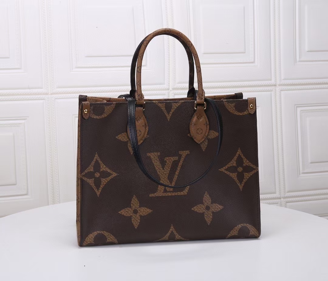 LV ONTHEGO 專櫃價91000元